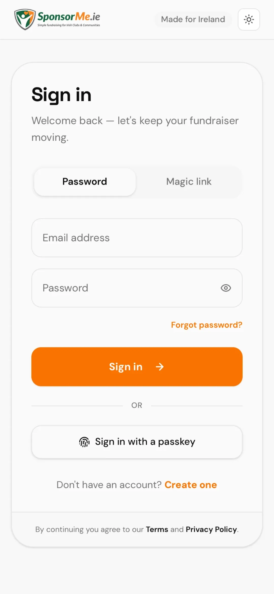 SponsorMe app sign in screen with password, magic link and passkey options